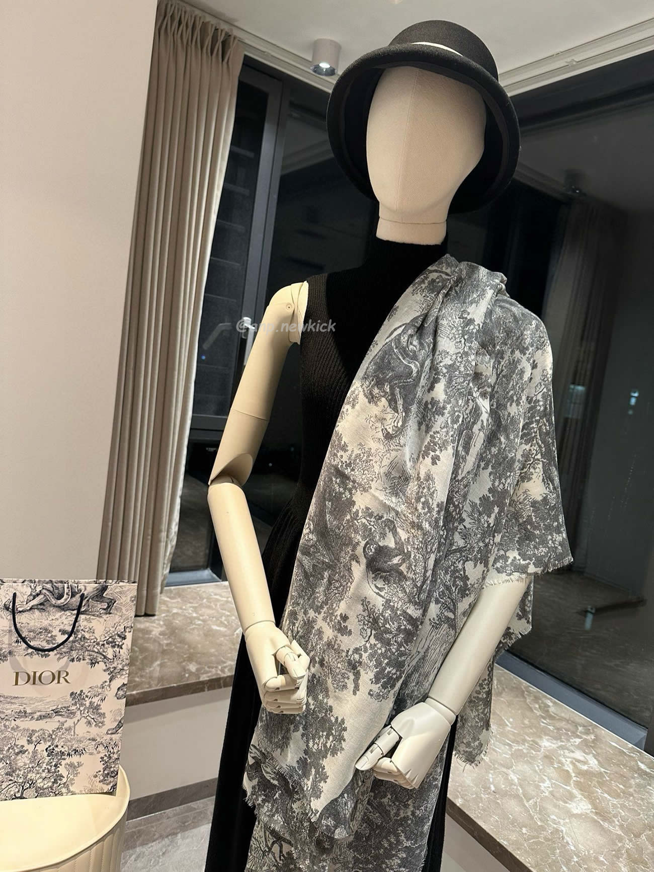 Dior Printed Shawl Cashmere Fabrics Sauvage Ruyi Print 140x180cm (14) - newkick.app